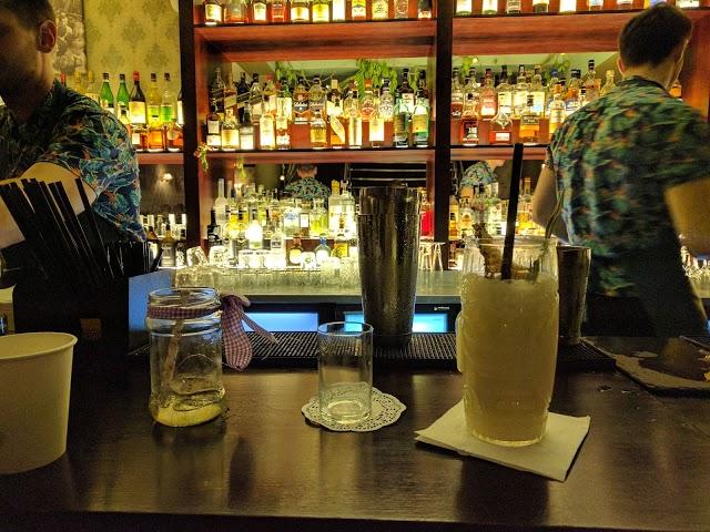 17 Steps Cocktail Bar